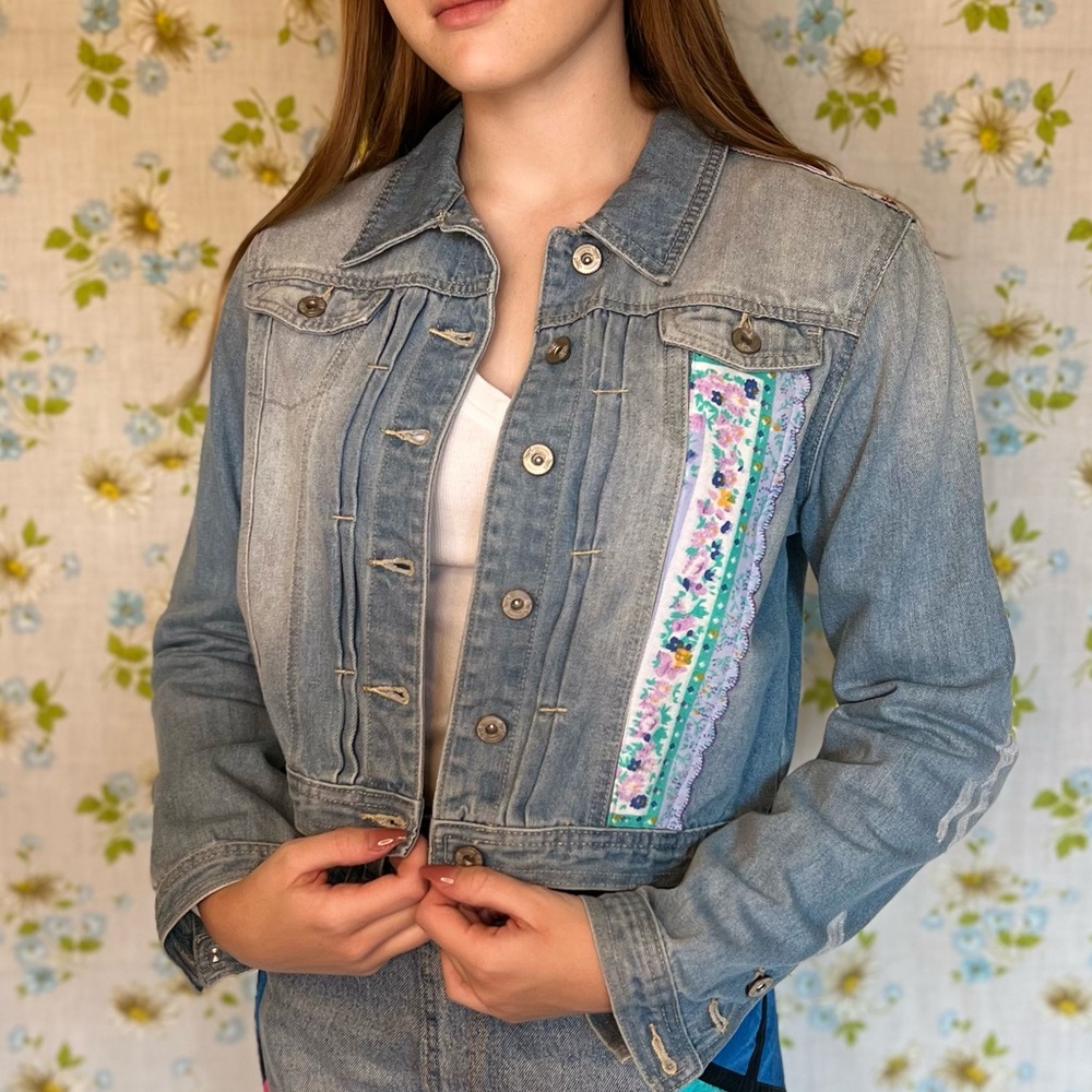 one 5 one light wash denim jean jacket